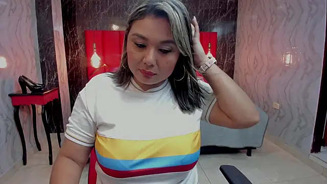 LatinaHoleQueen online show from 06-27-26, 03:17