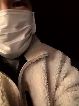 Snapshot of kqitooo chatting on 12-18-25, 01:06 kqitooo online show from 12-18-25, 01:06