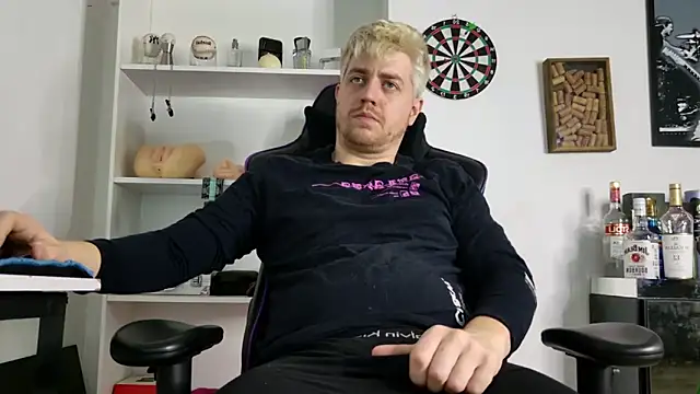 aaron nvk online show from 04-14-26, 07:42