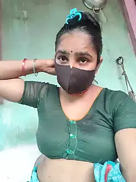 Snapshot of Falguni_Desai chatting on 07-23-26, 10:24 Falguni Desai online show from 07-23-26, 10:24