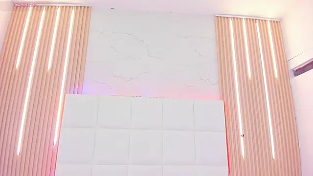 Elody rousse online show from 11-05-25, 12:38