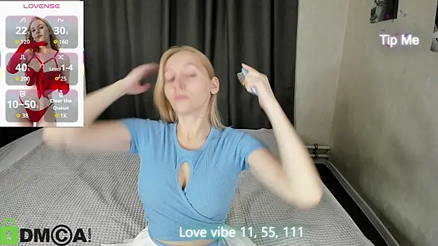 Snapshot of Anna_Chelsea chatting on 09-30-25, 06:57 Anna Chelsea online show from 09-30-25, 06:57