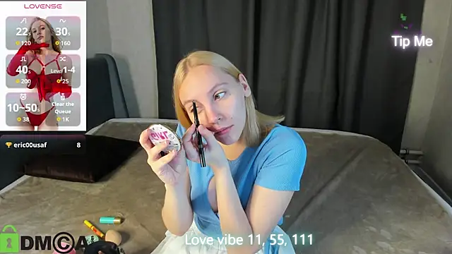 Snapshot of Anna_Chelsea chatting on 10-09-25, 11:36 Anna Chelsea online show from 10-09-25, 11:36