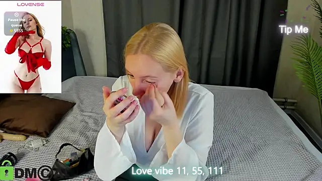 Snapshot of Anna_Chelsea chatting on 11-01-25, 12:34 Anna Chelsea online show from 11-01-25, 12:34