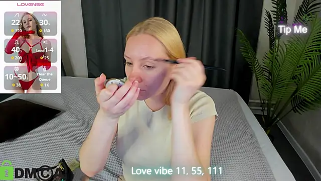 Snapshot of Anna_Chelsea chatting on 11-12-25, 11:47 Anna Chelsea online show from 11-12-25, 11:47