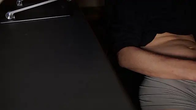 riku velvet online show from 02-26-26, 04:17