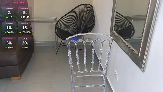 Lia Mar  online show from 10-29-25, 06:09