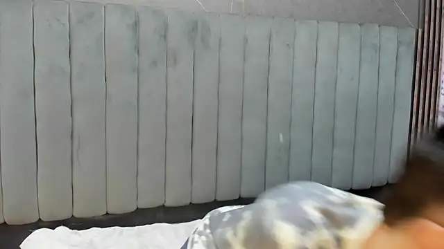  Hannah Hot online show from 01-12-26, 02:17