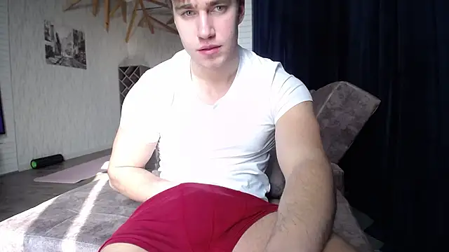 Snapshot of megamaxxxl chatting on 03-02-26, 10:44 megamaxxxl online show from 03-02-26, 10:44