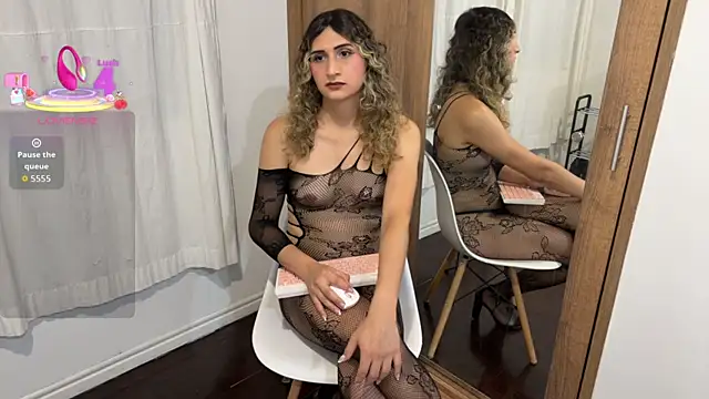 kayleesims  online show from 06-11-26, 02:22