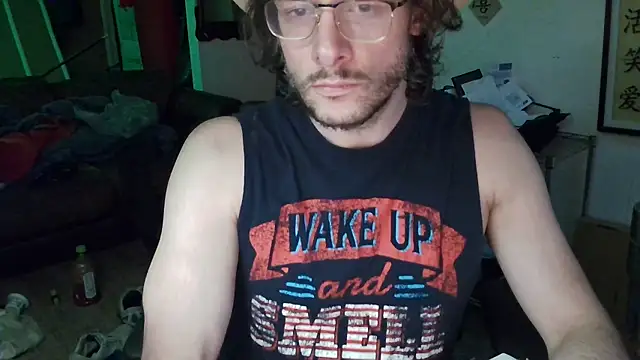 Snapshot of MasterDaddyCool chatting on 10-01-25, 02:39 MasterDaddyCool online show from 10-01-25, 02:39