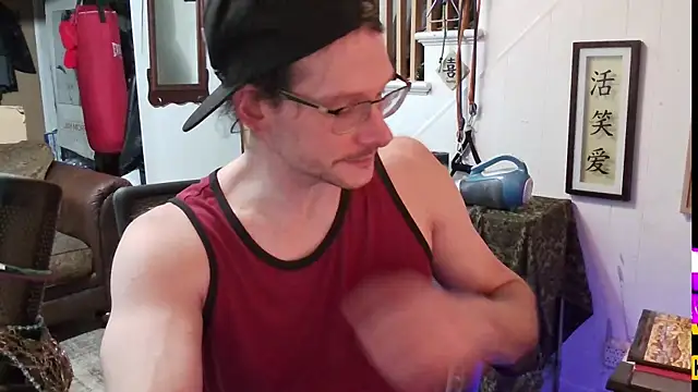 Snapshot of MasterDaddyCool chatting on 10-07-25, 10:23 MasterDaddyCool online show from 10-07-25, 10:23