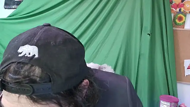 Snapshot of MasterDaddyCool chatting on 10-22-25, 04:46 MasterDaddyCool online show from 10-22-25, 04:46