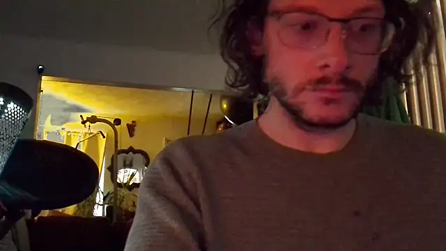 Snapshot of MasterDaddyCool chatting on 11-09-25, 03:54 MasterDaddyCool online show from 11-09-25, 03:54