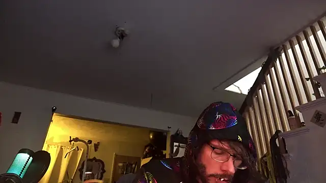 Snapshot of MasterDaddyCool chatting on 12-01-25, 01:43 MasterDaddyCool online show from 12-01-25, 01:43