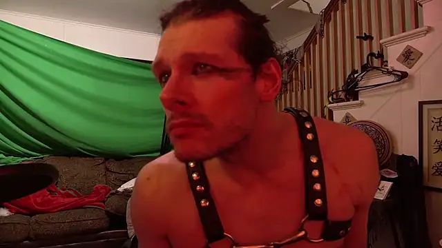 Snapshot of MasterDaddyCool chatting on 12-14-25, 07:58 MasterDaddyCool online show from 12-14-25, 07:58