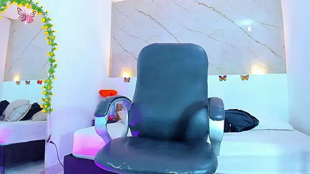 Snapshot of Ricky_Owens1 chatting on 10-17-25, 01:14 Ricky Owens1 online show from 10-17-25, 01:14