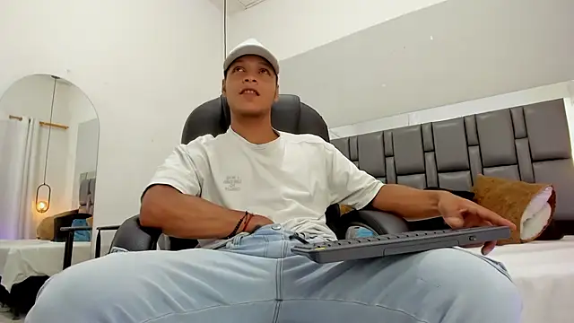 Snapshot of Ricky_Owens1 chatting on 12-01-25, 08:58 Ricky Owens1 online show from 12-01-25, 08:58