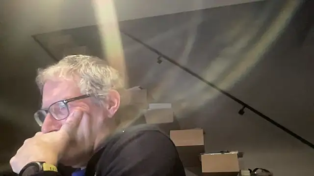 Snapshot of choupipat1 chatting on 12-05-25, 07:06 choupipat1 online show from 12-05-25, 07:06