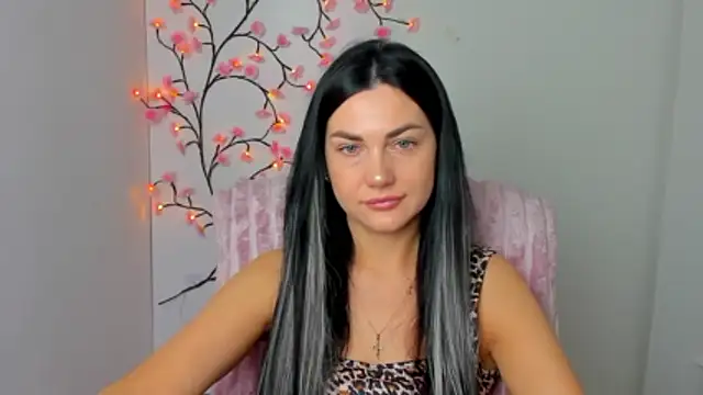 Lune Moon online show from 04-08-26, 05:40