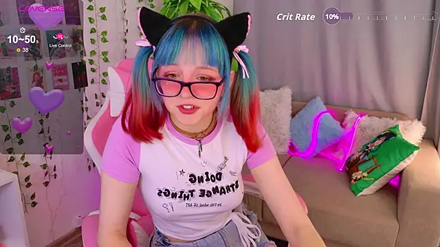 Snapshot of CoralineYoung chatting on 09-27-25, 05:34 CoralineYoung online show from 09-27-25, 05:34