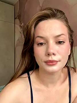 Snapshot of Rosie_Holmes_ chatting on 09-26-25, 05:11 Rosie Holmes online show from 09-26-25, 05:11