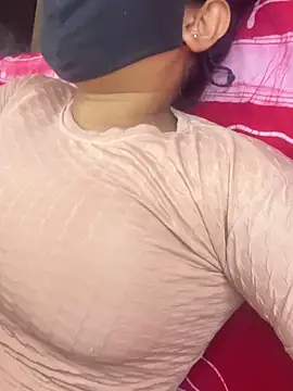 Snapshot of Priyajaanbaby chatting on 09-20-25, 01:56 Priyajaanbaby online show from 09-20-25, 01:56