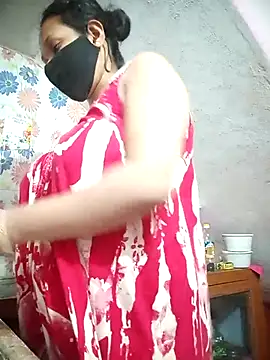 Snapshot of Priyajaanbaby chatting on 10-29-25, 04:48 Priyajaanbaby online show from 10-29-25, 04:48