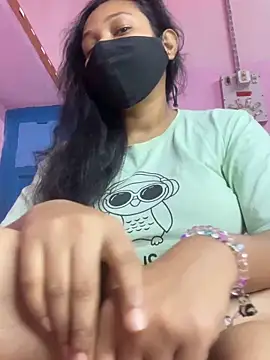 Snapshot of Priyajaanbaby chatting on 11-20-25, 03:18 Priyajaanbaby online show from 11-20-25, 03:18