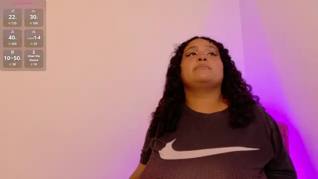 Snapshot of KITY_HILL chatting on 11-22-25, 04:55 KITY HILL online show from 11-22-25, 04:55