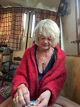 ladyboatlady online show from 09-30-25, 06:40