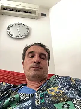 Snapshot of sasatimido chatting on 06-19-26, 03:27 sasatimido online show from 06-19-26, 03:27