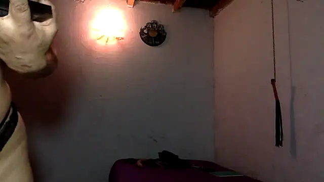 indomitaFox online show from 04-21-26, 05:47