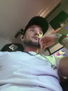 Snapshot of Neythancooper chatting on 09-08-25, 08:19 Neythancooper online show from 09-08-25, 08:19