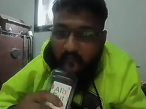 Dollseye online show from 11-25-25, 06:30