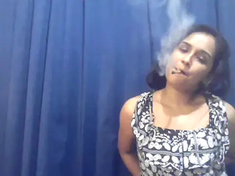 Snapshot of cute_indianxo chatting on 10-20-25, 08:09 cute indianxo online show from 10-20-25, 08:09