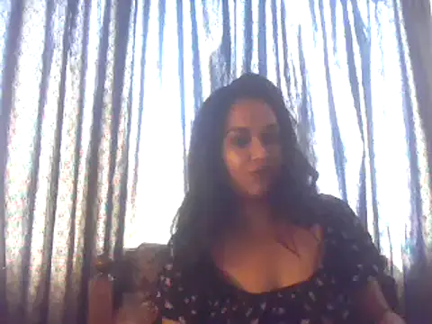 Snapshot of cute_indianxo chatting on 11-10-25, 08:13 cute indianxo online show from 11-10-25, 08:13