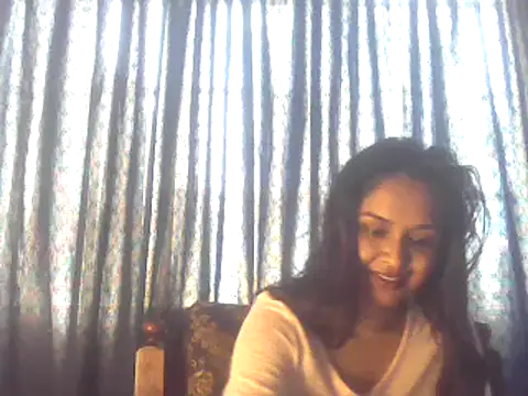 Snapshot of cute_indianxo chatting on 12-03-25, 08:00 cute indianxo online show from 12-03-25, 08:00