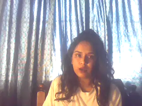 Snapshot of cute_indianxo chatting on 12-15-25, 09:35 cute indianxo online show from 12-15-25, 09:35