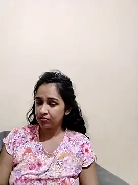 cute indianxo online show from 04-05-26, 06:27