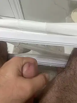 Heros2000 online show from 11-26-25, 04:02