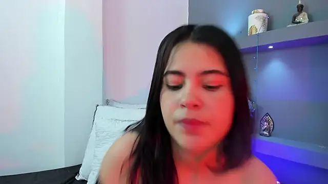 Snapshot of MaiaaCandy chatting on 09-22-25, 01:46 MaiaaCandy online show from 09-22-25, 01:46