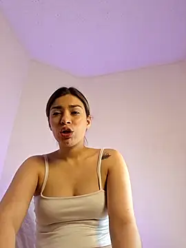 AmaiaSalvatore online show from 11-09-25, 12:53