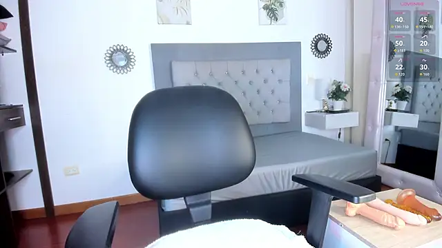 saray reese online show from 01-08-26, 09:06