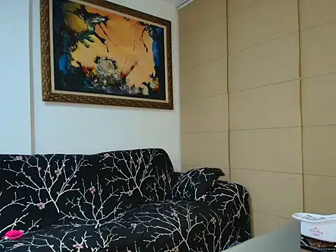 Laurenflex online show from 10-18-25, 08:53