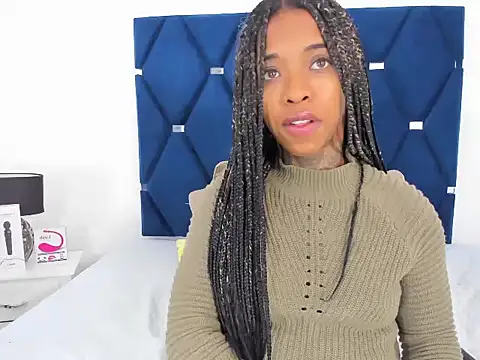 Pauline Fox online show from 10-11-25, 02:22