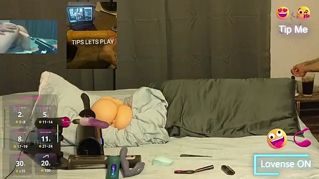 danoo84 online show from 10-19-25, 05:52