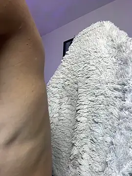 Snapshot of santiago_cutex chatting on 02-02-26, 06:12 santiago cutex online show from 02-02-26, 06:12