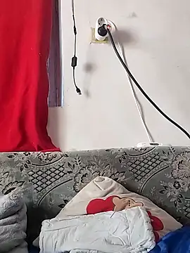 Themaskedgirl21 online show from 04-18-26, 09:35