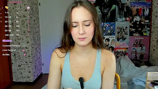 Snapshot of LucyRose3 chatting on 09-25-25, 12:31 LucyRose3 online show from 09-25-25, 12:31